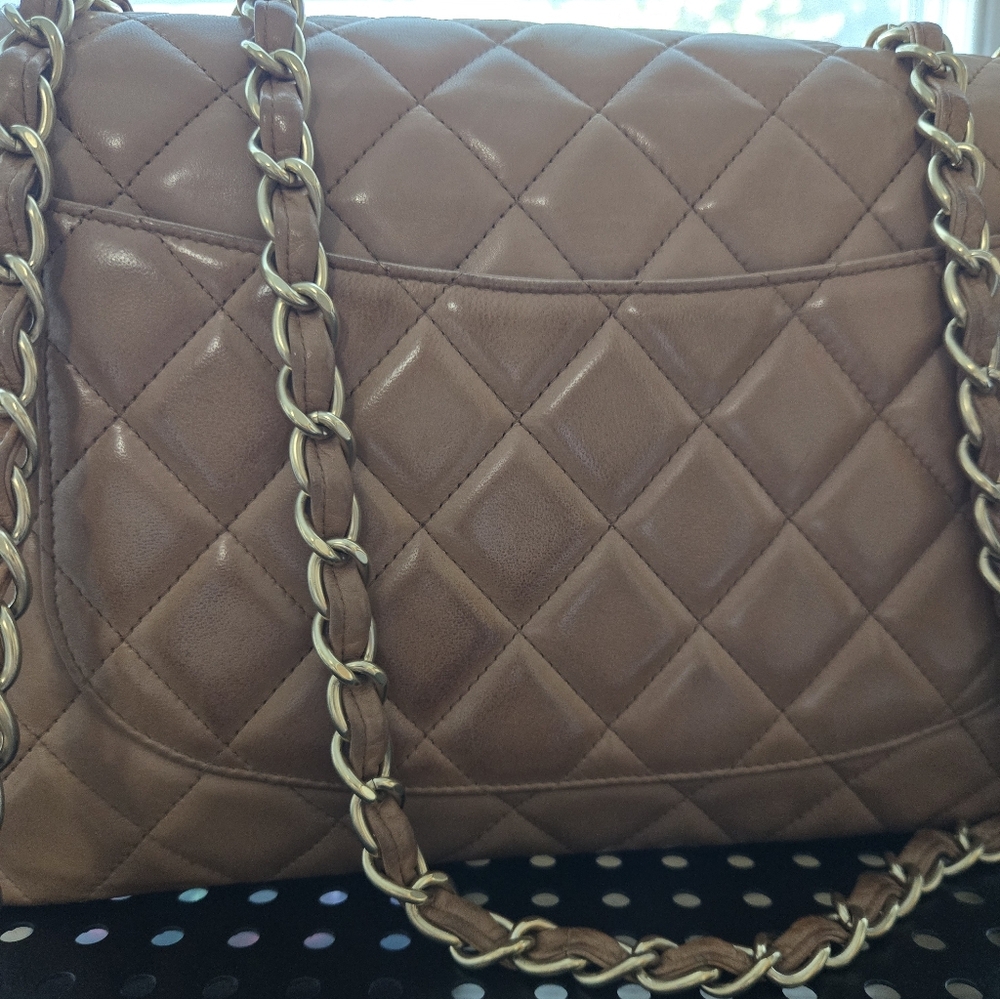 CHANEL Jumbo Single Flap ✨️ Camel Brown Lambskin with Champagne GHW - Picture 6 of 12